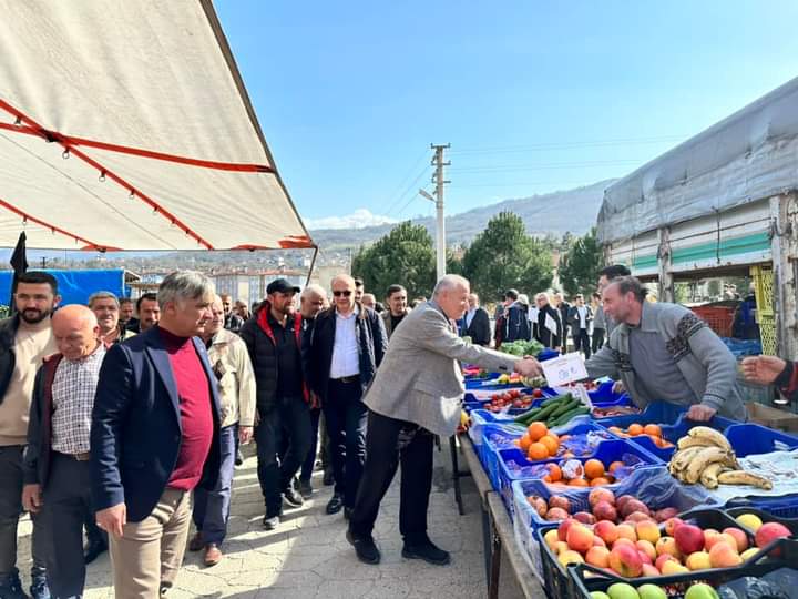 Zeki Çaylı “Çalmadık Kapı, Girmedik Ev, Sıkmadık El Nırakmayacağız”