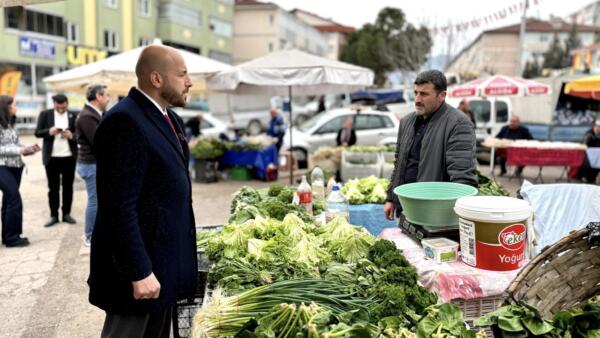 İsmail Özer 100. Yıl Pazar Esnafını Ziyaret Etti