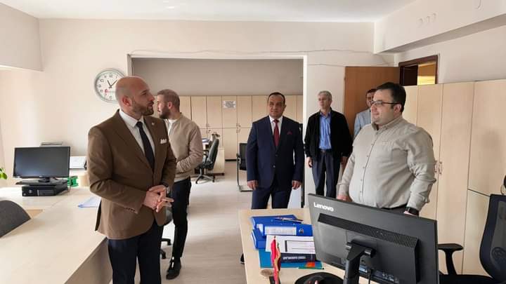 İsmail Özer Defterdarlığı Ziyaret Etti