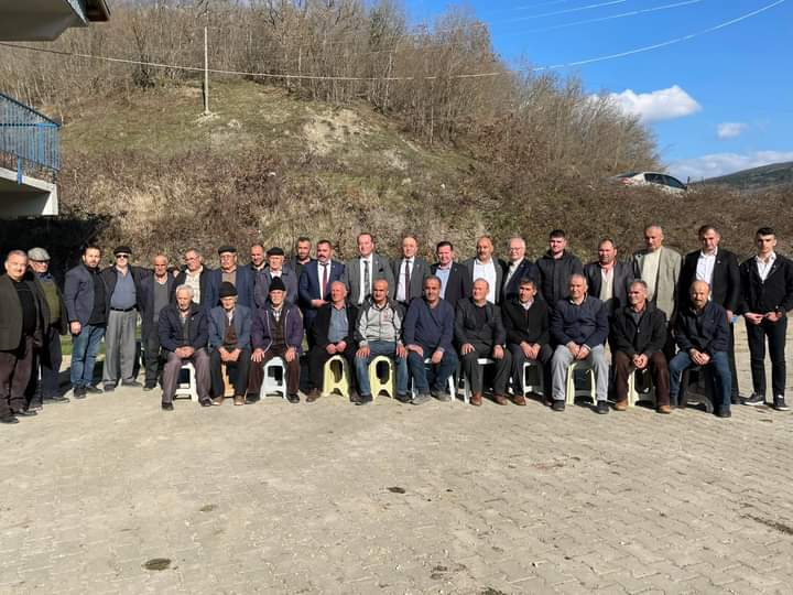 CHP Heyeti Eflani Ova Köylerini Ziyaret Etti
