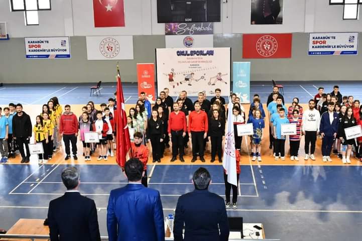 Okul Sporları Badminton Yıldızlar Grup Birinciliği Seremonisi Yapıldı