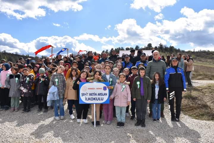 Polis ve Minik Öğrenciler Geleceğe Nefes Oldu