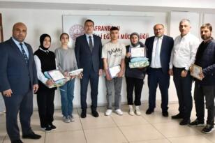 Safranbolu Millî Eğitim Müdürü Odabaşoğlu Şampiyonları Ödüllendirdi