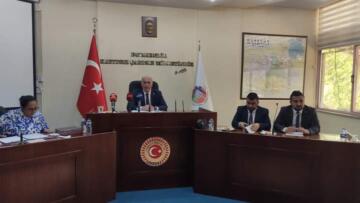 İl Genel Meclisi Ahmet Sözenle Devam Kararı Aldı