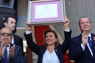 Elif Köse Mazbatasını Aldı