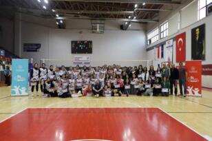 OKUL SPORLARI GENÇ KIZ B VOLEYBOL MÜSABAKALARI SONA ERDİ
