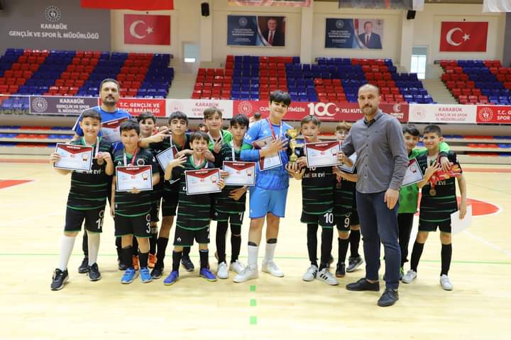 Okul Sporları Küçük Erkek Futsal İl Birinciliği Sona Erdi