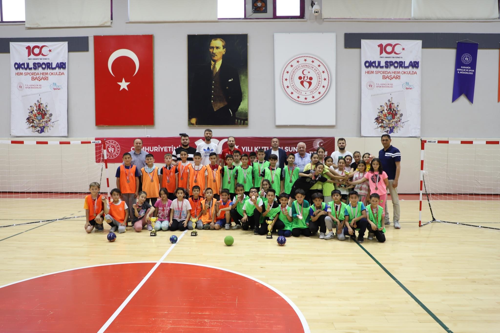 Hentbol İl Birinciliği Maçları Sona Erdi