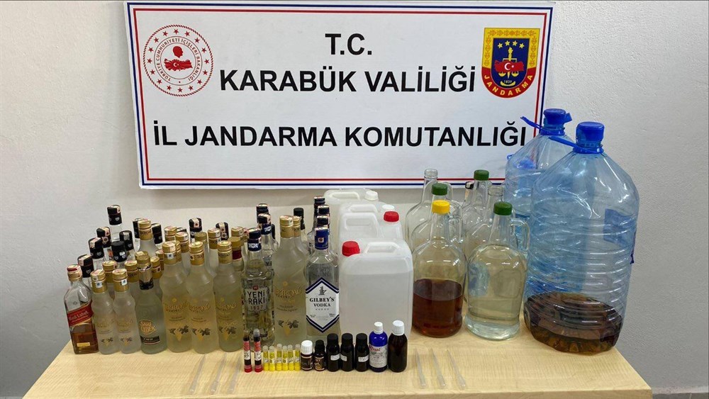 Jandarmadan Kaçak Alkol Operasyonu