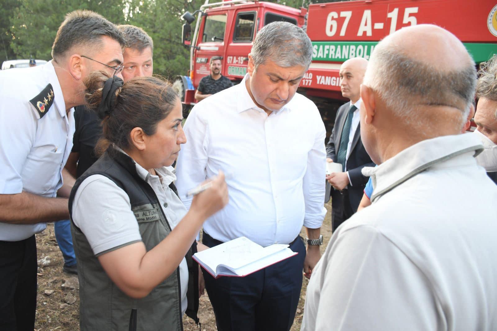 Vali Yavuz Yangın Bölgesinde İncelemelerde Bulundu