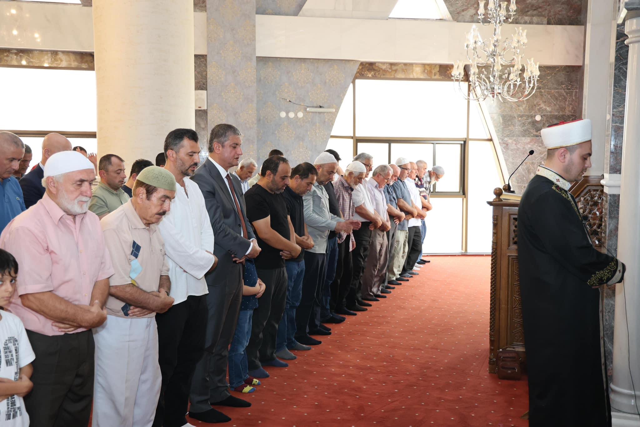 Haniye İçin Gıyabi Cenaze Namazı Kılındı