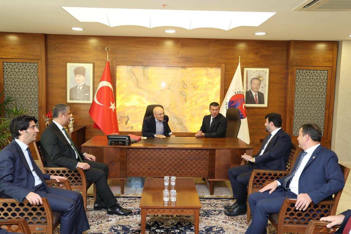 Hazine ve Maliye Bakanı Mehmet Şimşek Karabük Belediyesini Ziyaret Etti