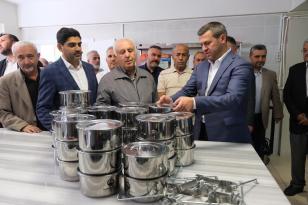 Karabük Belediyesi Dost Eller Hayır Çarşısı ve Aşevi Hizmete Açıldı