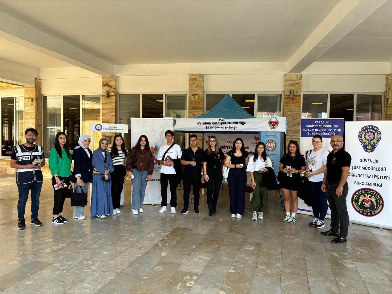 Karabük Emniyeti’nden El Ele Güvenli Geleceğe Projesi