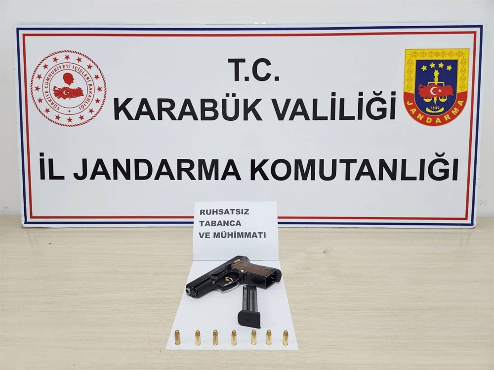 Ruhsatsız Silah Taşıyan Şahıs Jandarmadan Kaçamadı