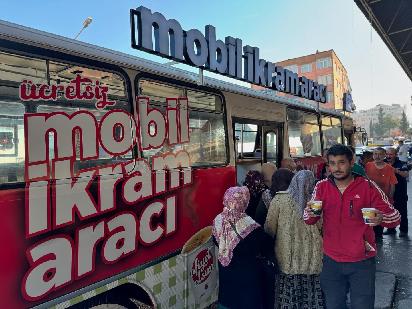 Karabük Belediyesi Mobil İkram Aracı Hizmete Başladı
