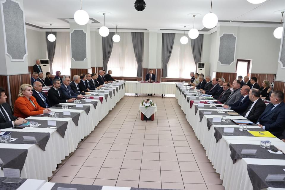 İl Müdürleri Toplantısı Vali Mustafa Yavuz Başkanlığında Gerçekleştirildi