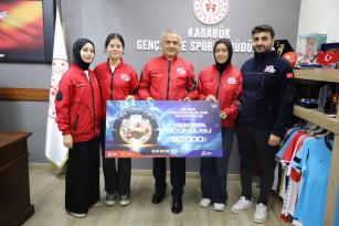 Karabük Gençlik Merkezi Öğrencileri Teknofest Adana’da Başarıya İmza Attı