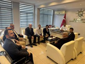Yeniden Refah Partisi Teşkilatı AK Parti’yi Ziyaret Etti