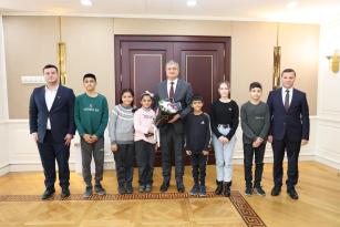Vali Mustafa Yavuz, Dünya Çocuk Hakları Günü’nde Çocukları Ağırladı