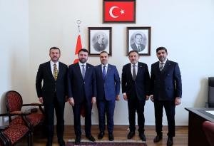 Karabük Heyeti Sanayi Bakanı Kaçır’ı Ziyaret Etti