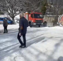 3 Sağlık Çalışanı 30 Metre Yükseklikten Dereye Uçtu