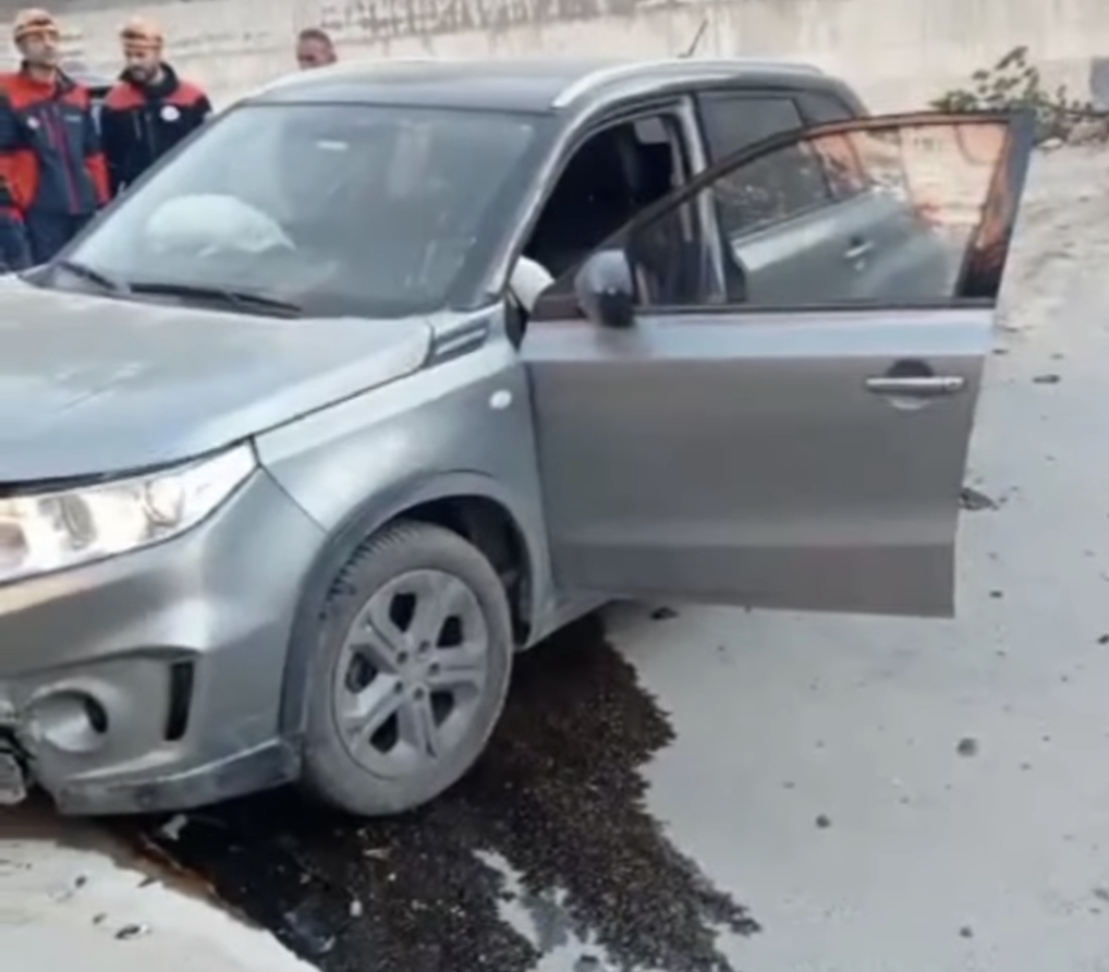 Direksiyon Hakimiyetini Kaybeden Sürücü 15 Metreden Yola Düştü