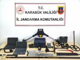 Kaçak Kazı Yaparken 2 Milyonluk Malzemelerle Suçüstü Yakalandılar