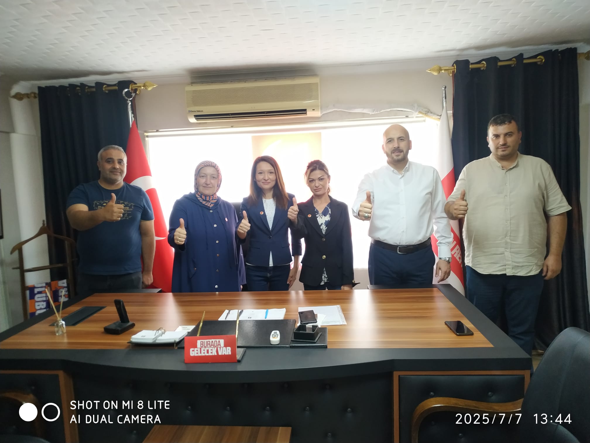 AK Parti’den  İstifa Edip Yeniden Refah Partisine  Katıldılar
