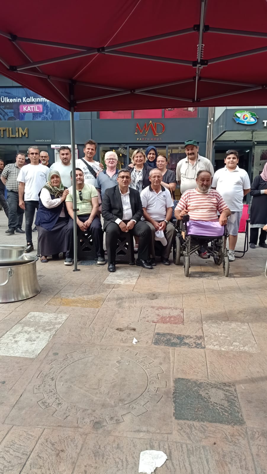 Aşure Dağıtımına Yoğun İlgi