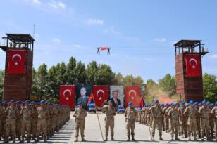 37.Dönem Jandarma Uzman Erbaş Komando Temel Kursu Kapanış Töreni Düzenlendi