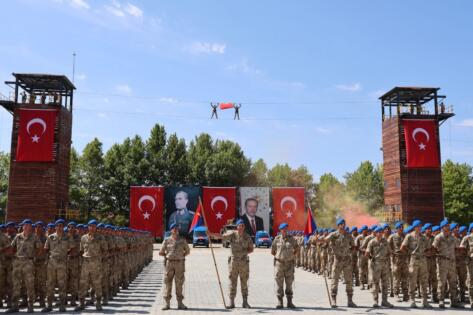 37.Dönem Jandarma Uzman Erbaş Komando Temel Kursu Kapanış Töreni Düzenlendi