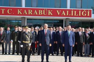 Büyük zaferin 103. yılında Kutlama Programları Karabük Valiliği’nin düzenlediği programla başladı