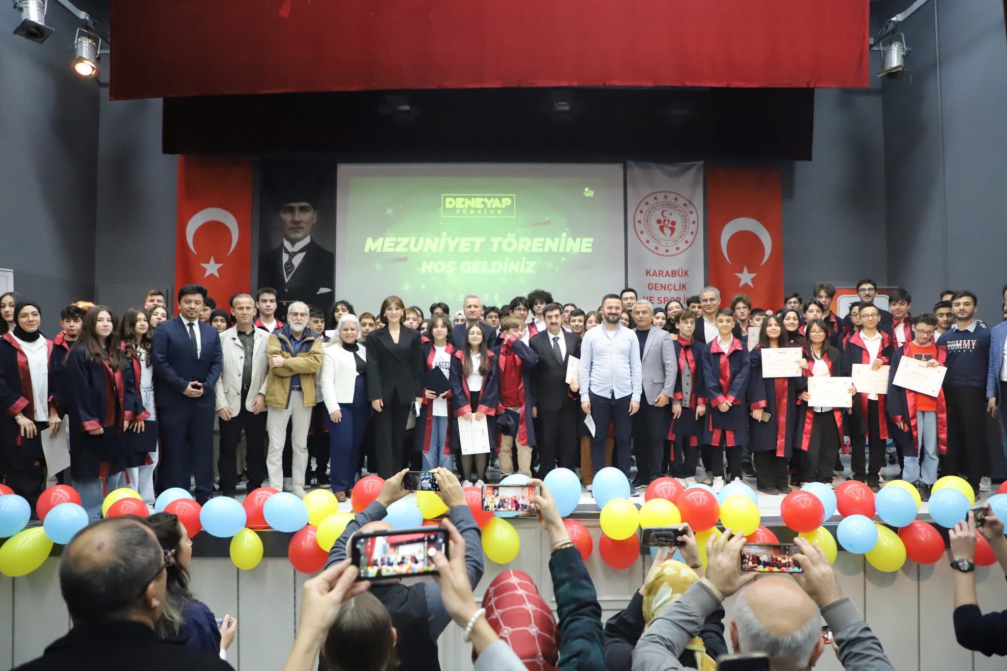 Karabük Deneyap Teknoloji Atölyeleri Yeni Mezunlarını Verdi
