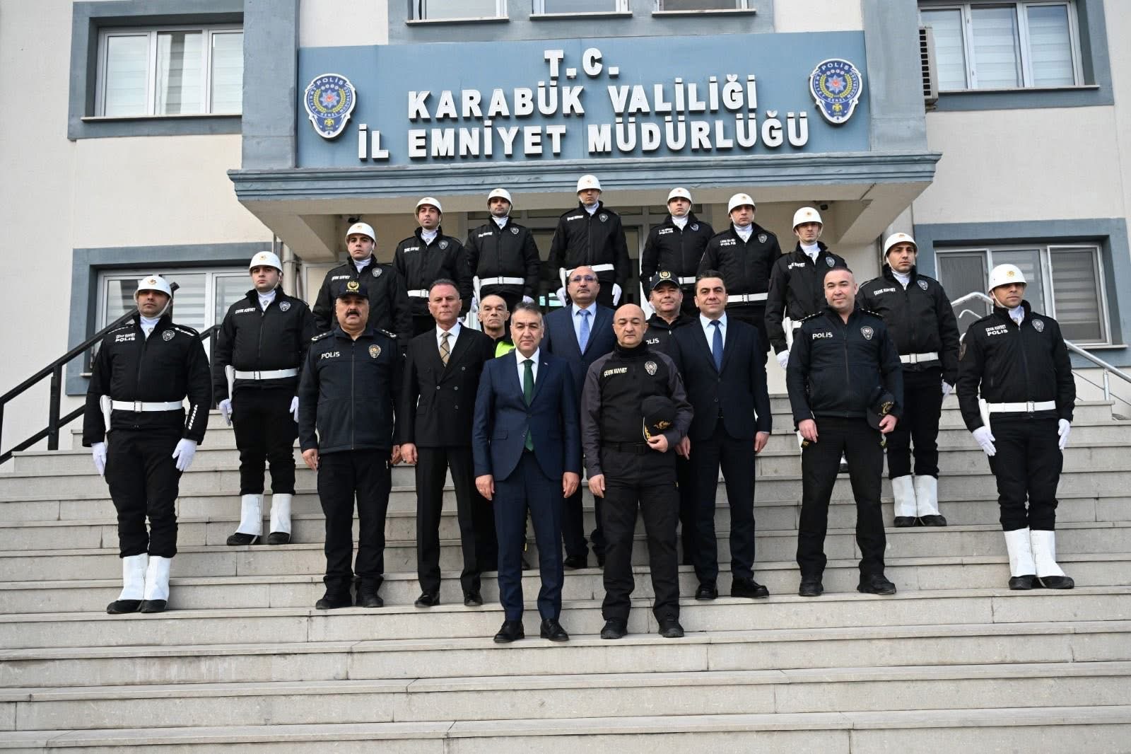 Vali Oktay Çağatay Karabük İl Emniyet Müdürlüğünü Ziyaret Etti