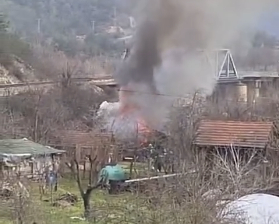 Karabük’te Bir Ahır Alevlere Teslim Oldu