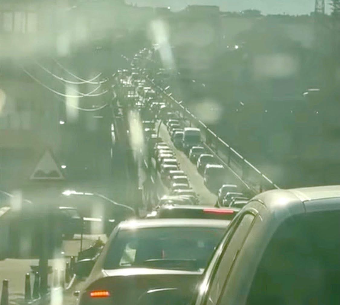 İftar Öncesi Kanyon Köprüde Trafik Kilitlendi