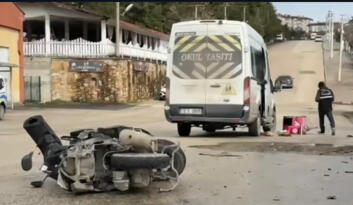 Minibüsle Çarpışan Motosiklet Sürücüsü Hayatını Kaybetti