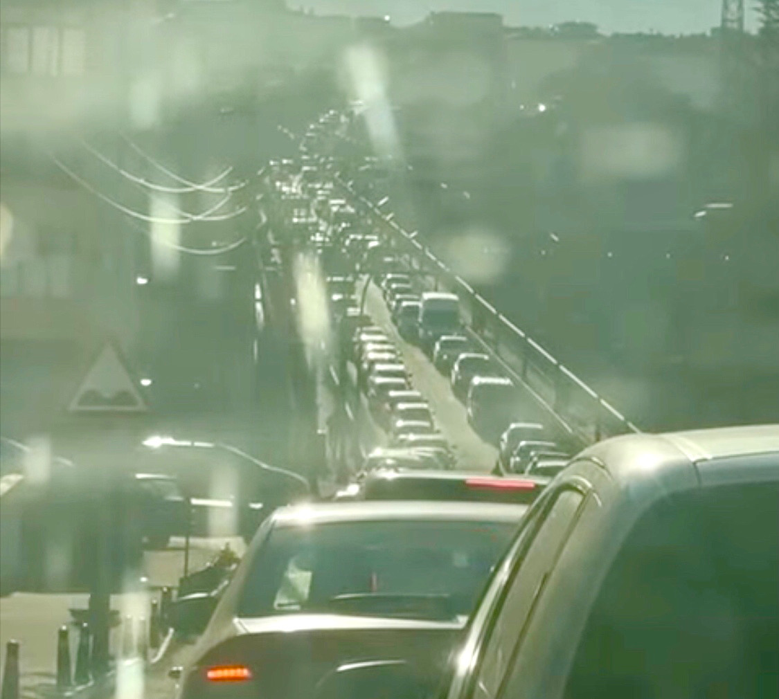 İftar Öncesi Kanyon Köprüde Trafik Kilitlendi