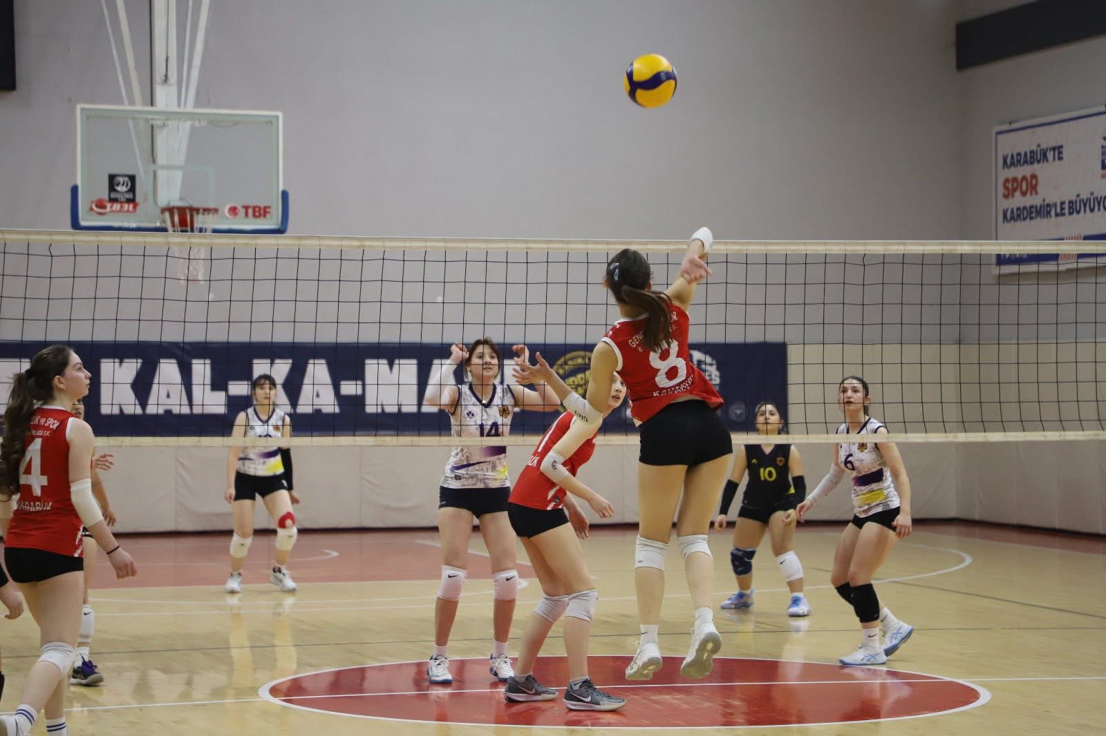 Voleybol Yıldız Kızlar Yerel Lig İl Birinciliği Müsabakaları Tamamlandı