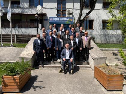 YÖRESEL DERNEKLERİNDEN ÖZÇELİK İŞ SENDİKASINA TOPLU ZİYARET