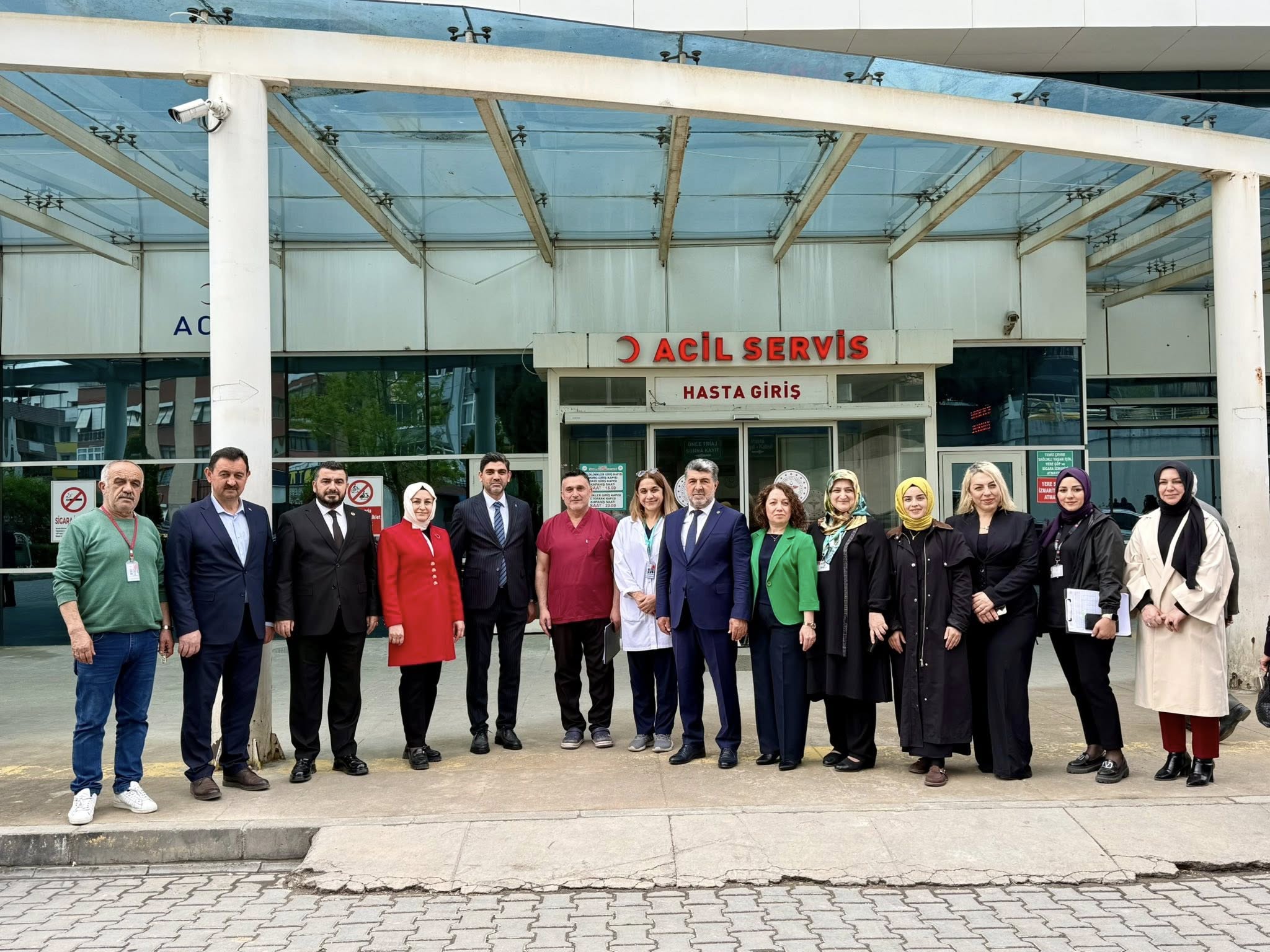 AK PARTİ KARABÜK İL BAŞKANLIĞI’NDAN 23 NİSAN’DA ANLAMLI HASTANE ZİYARETİ