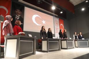 Türkiye Münazara Ligi Karabük İl Finali, lise ve üniversite kategorilerinde yoğun katılımla gerçekleştirildi