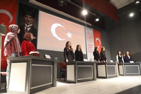 Türkiye Münazara Ligi Karabük İl Finali, lise ve üniversite kategorilerinde yoğun katılımla gerçekleştirildi