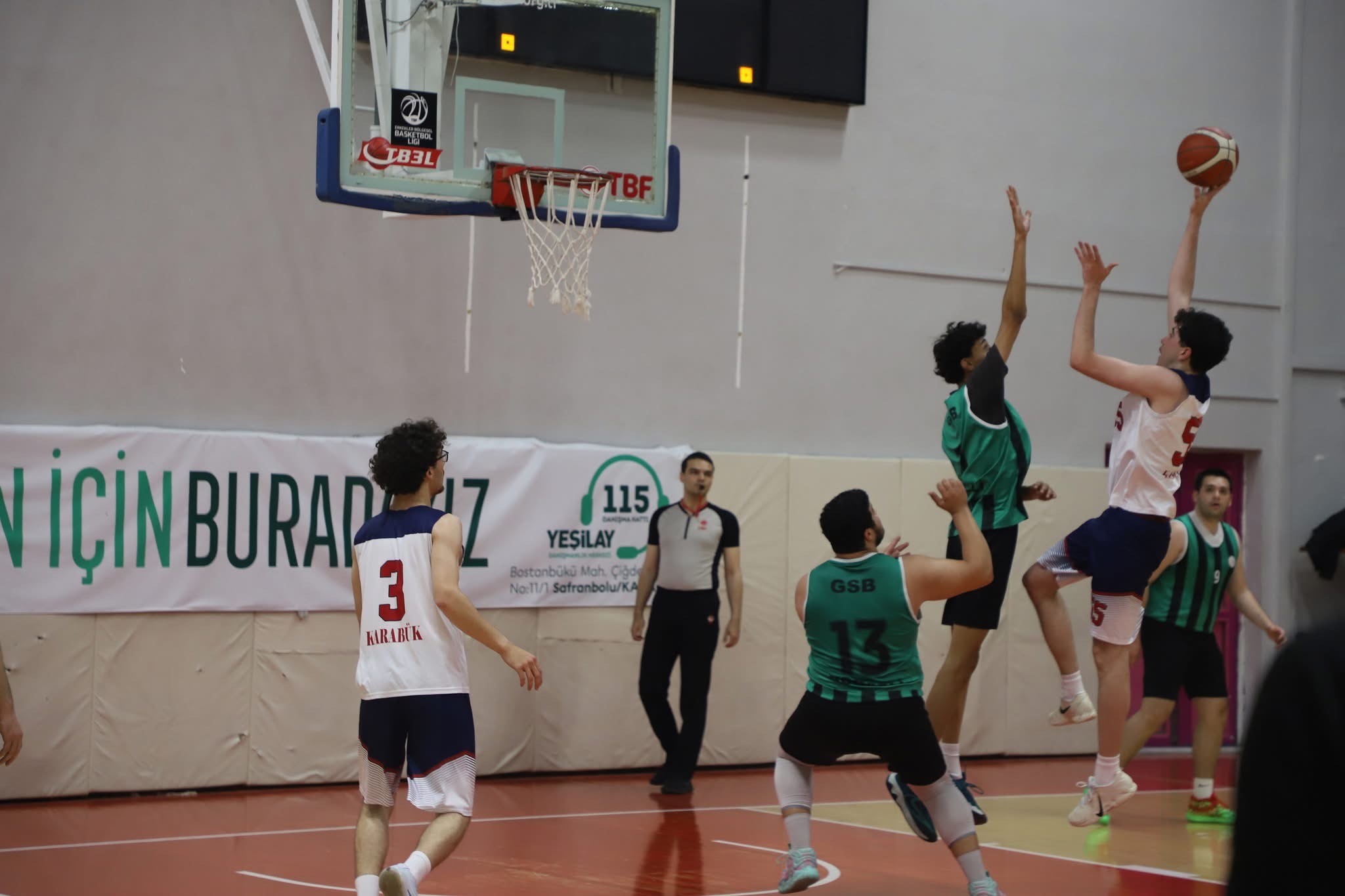 Karabük’te KYGM Basketbol Türkiye Şampiyonası Heyecanı Tüm Hızıyla Sürüyor
