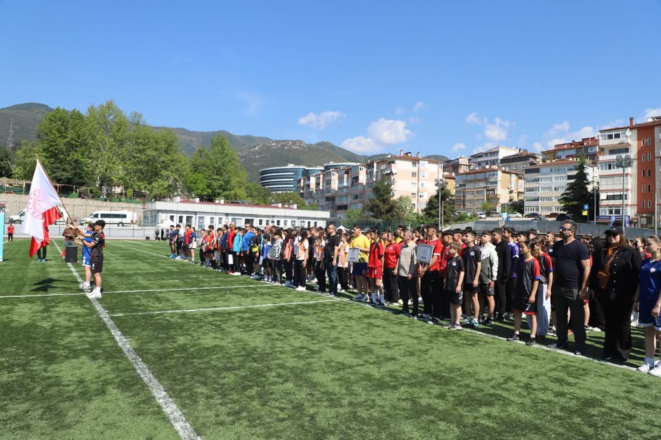 Ragbi Yıldız ve Küçükler Grup Müsabakaları Karabük’te Onur Sahası’nda Başladı