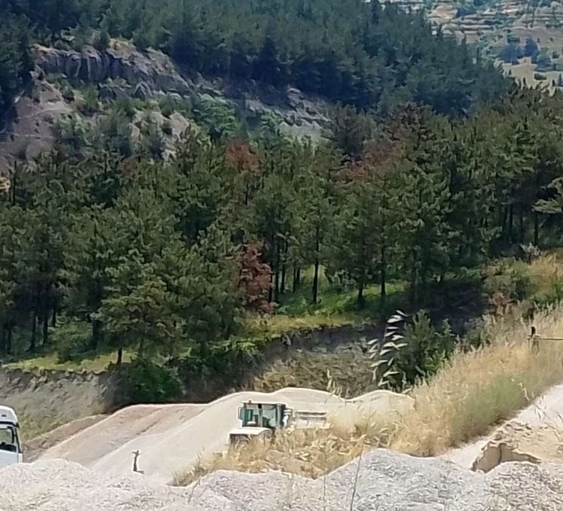 Asit Köyü Sakinlerinin Nefesi Kesiliyor