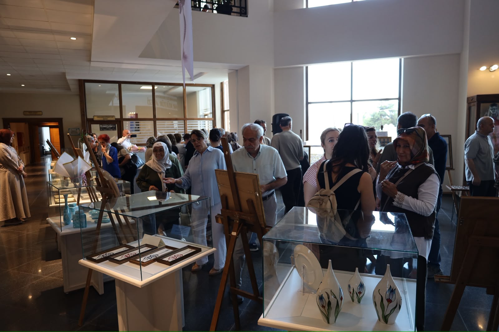 Altın Safran Festivali Kapsamında “Çini ve Hiçlik” Sergisi Açıldı