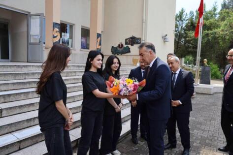 Vali Oktay Çağatay, Safranbolu’daki Okulları Ziyaret Etti