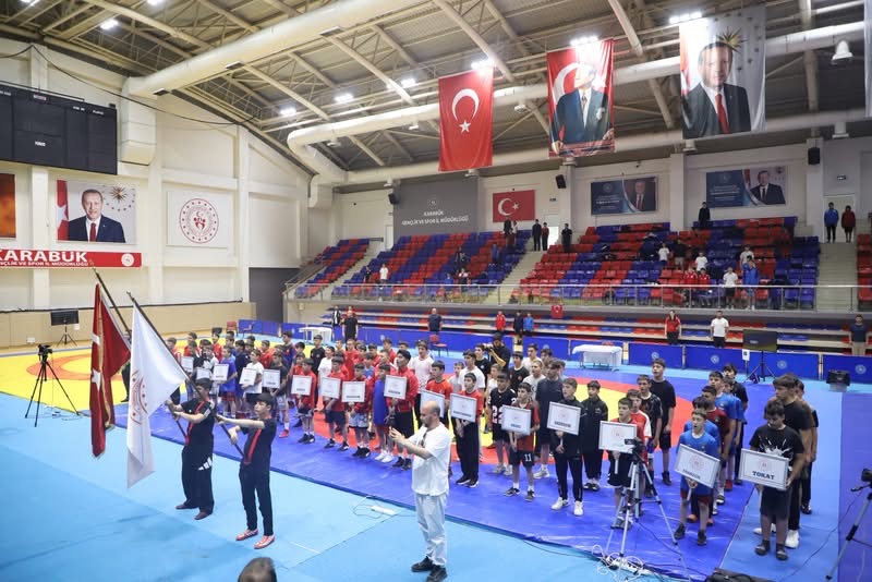 ANALİG Güreş Grup Müsabakaları Karabük’te Başladı